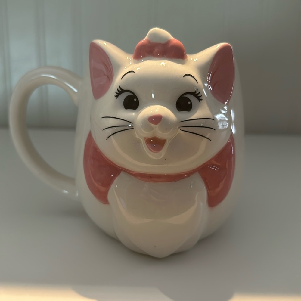 Aristocats Marie mug